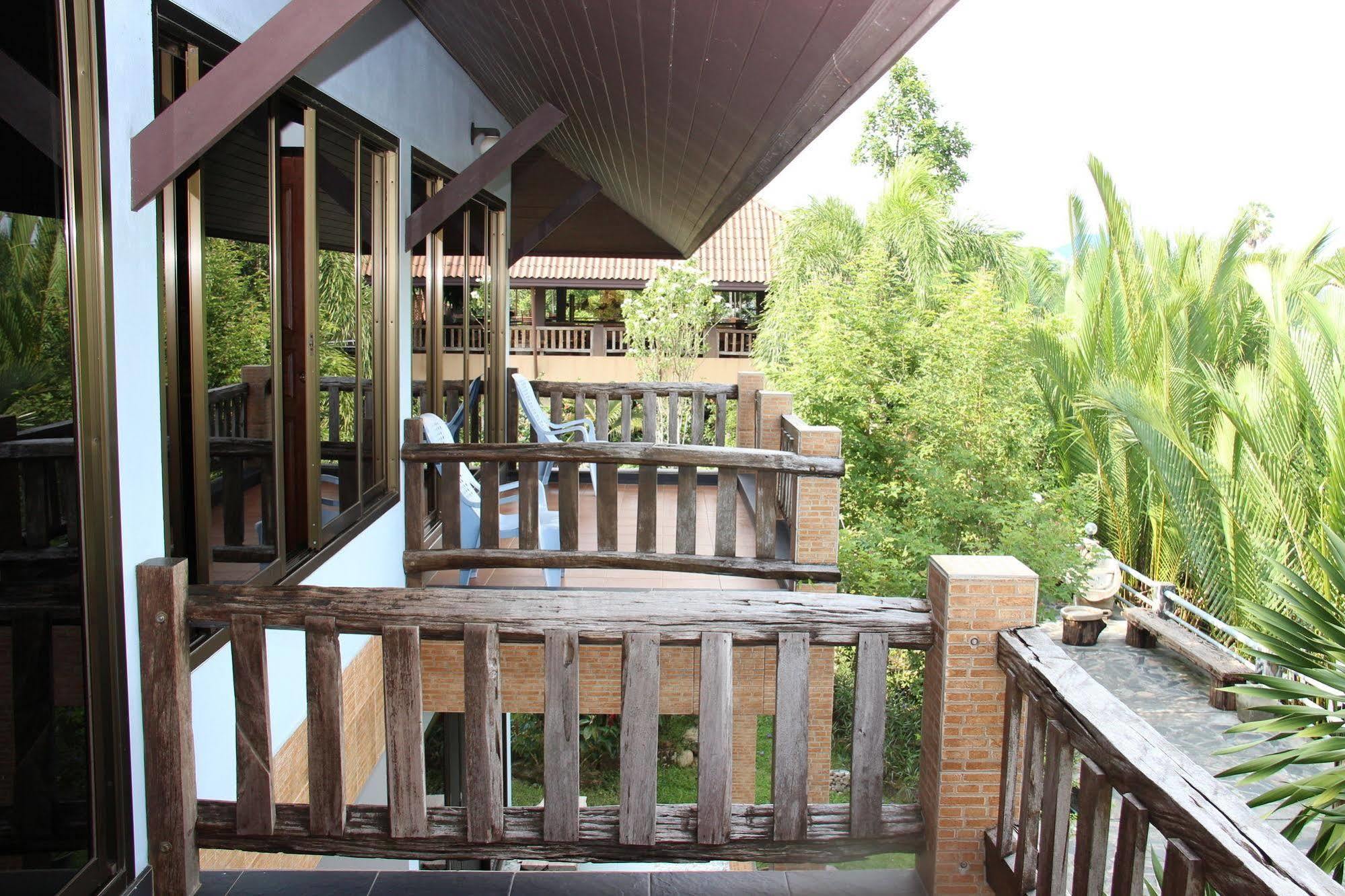Baanrimnam Resort Трат Екстер'єр фото