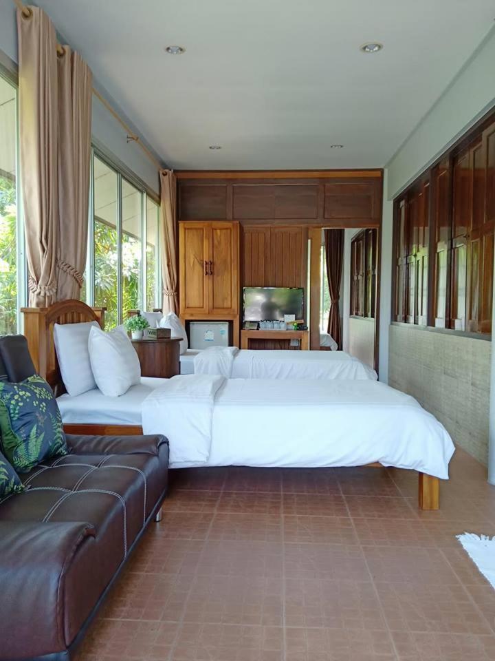 Baanrimnam Resort Трат Екстер'єр фото