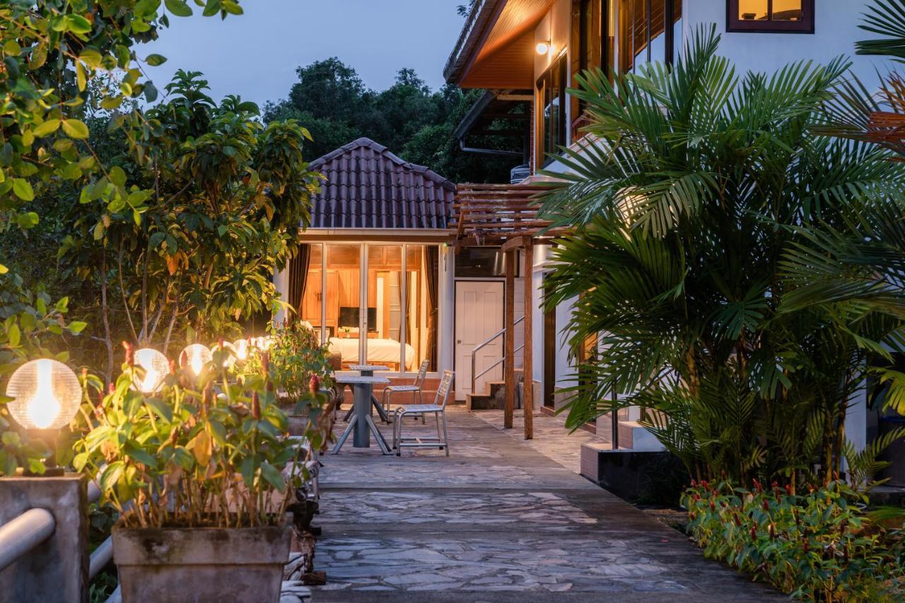 Baanrimnam Resort Трат Екстер'єр фото