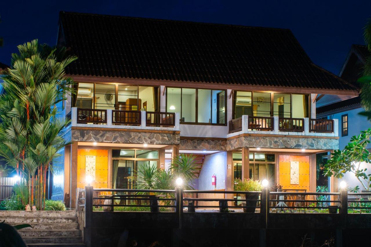 Baanrimnam Resort Трат Екстер'єр фото