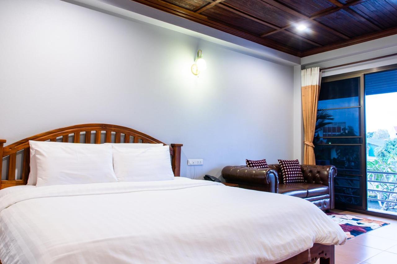 Baanrimnam Resort Трат Екстер'єр фото