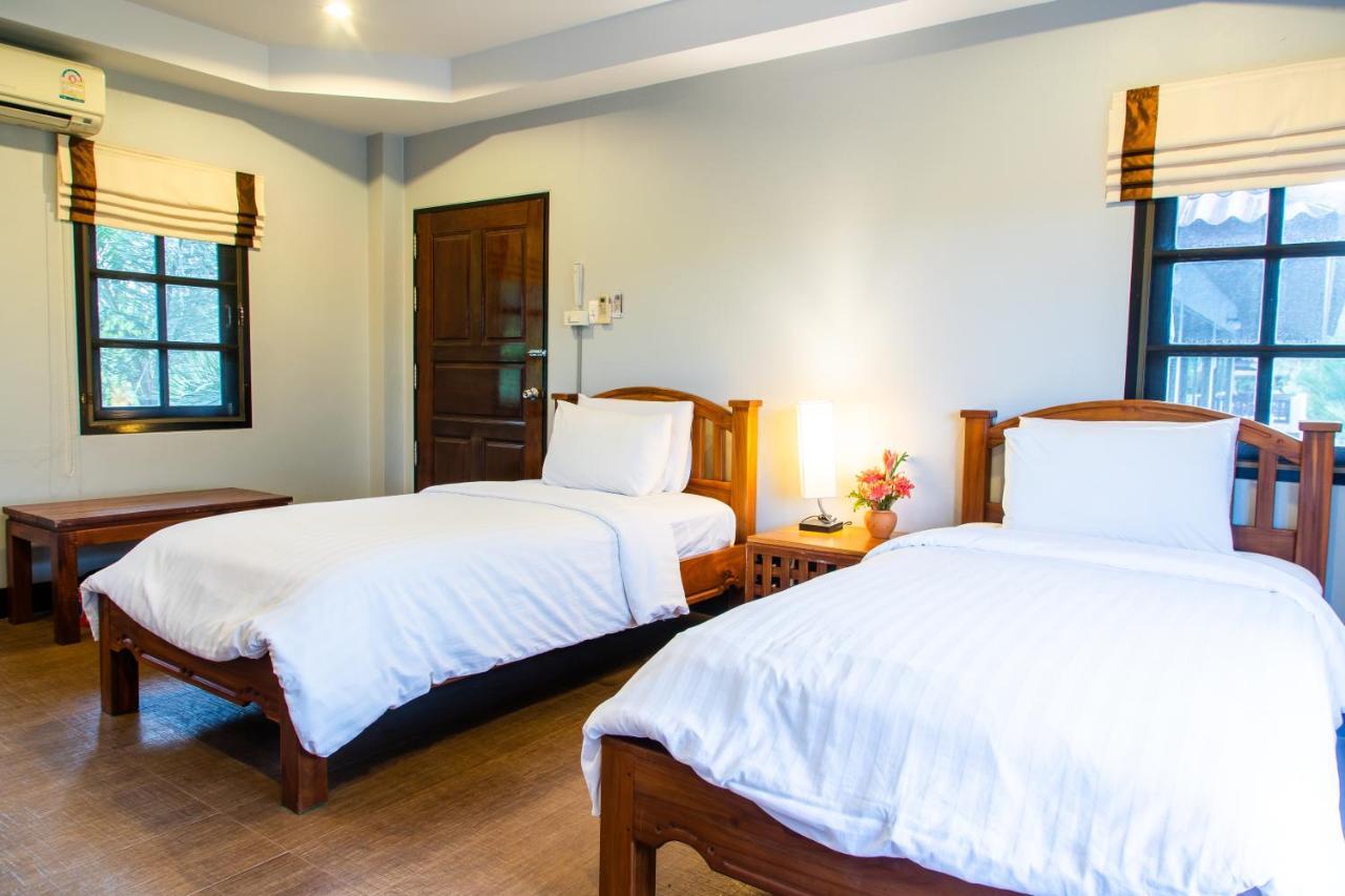 Baanrimnam Resort Трат Екстер'єр фото