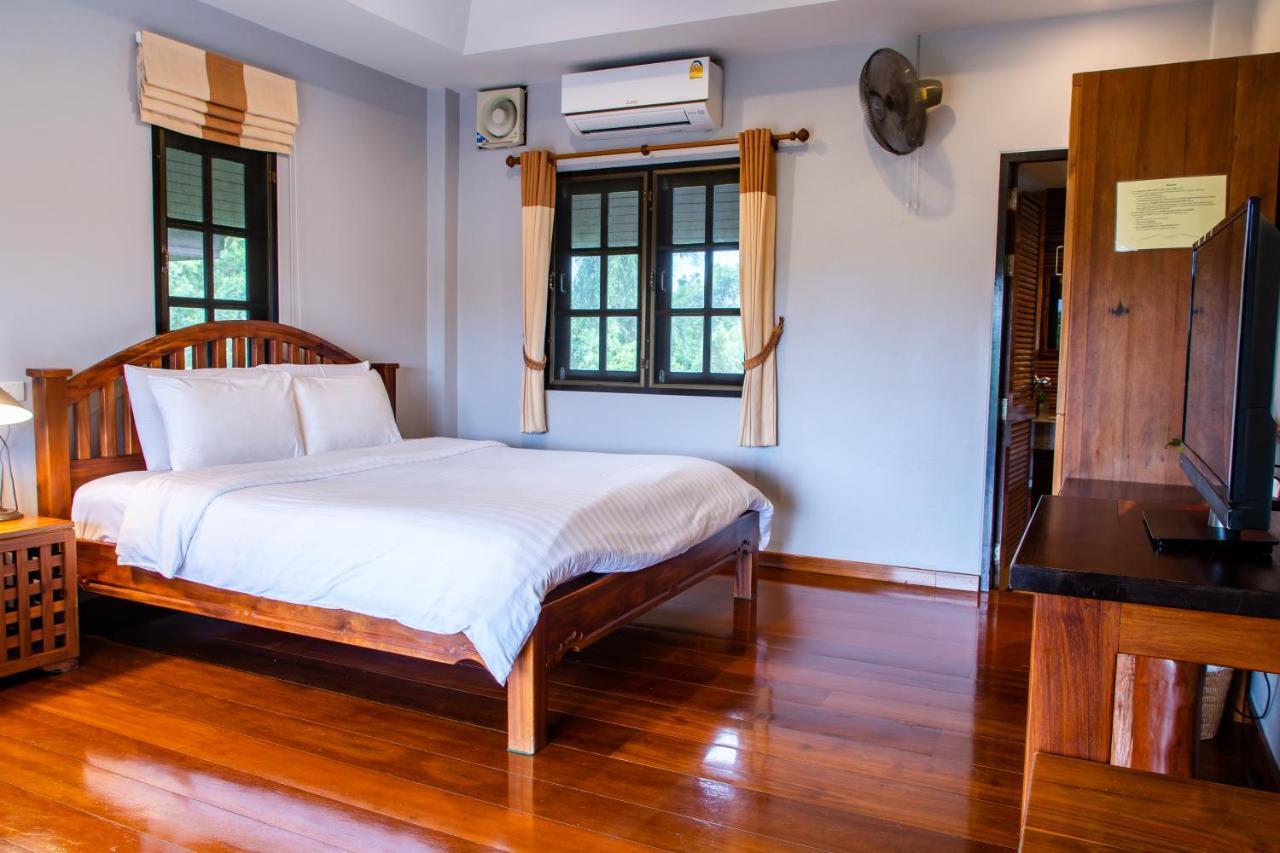 Baanrimnam Resort Трат Екстер'єр фото