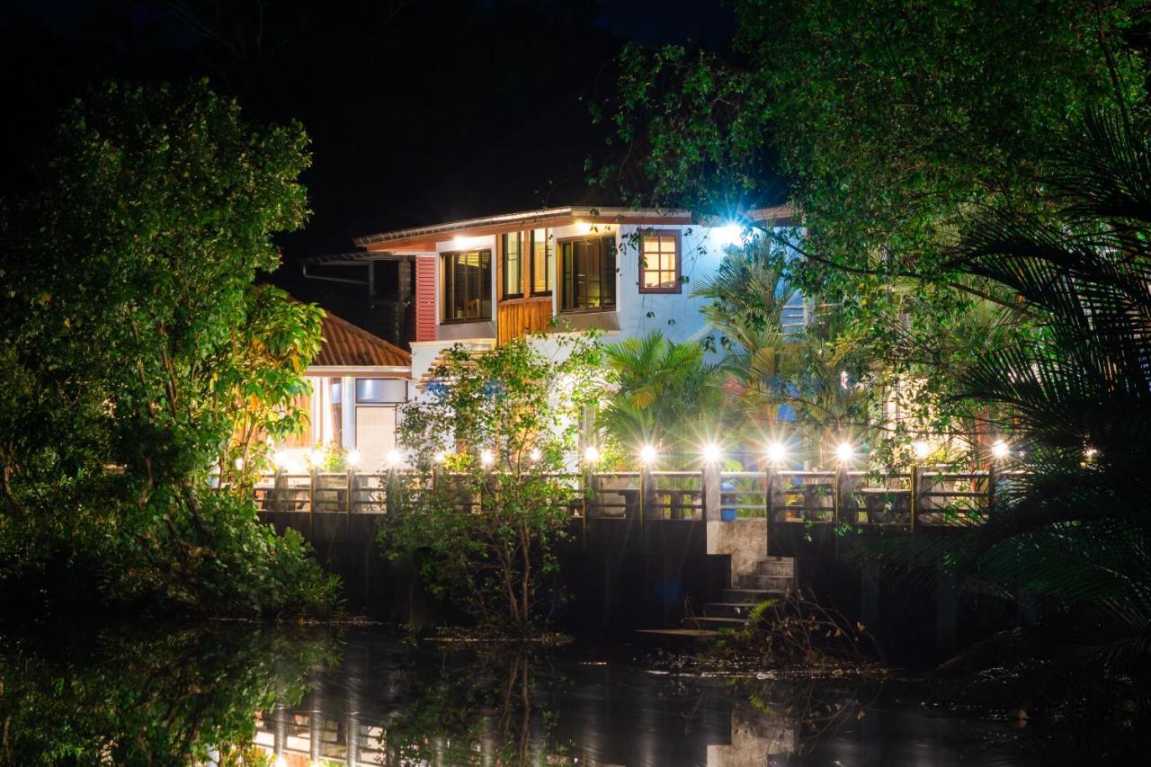 Baanrimnam Resort Трат Екстер'єр фото